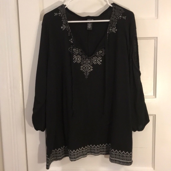 Women’s black  rouge blouse - Picture 4 of 8